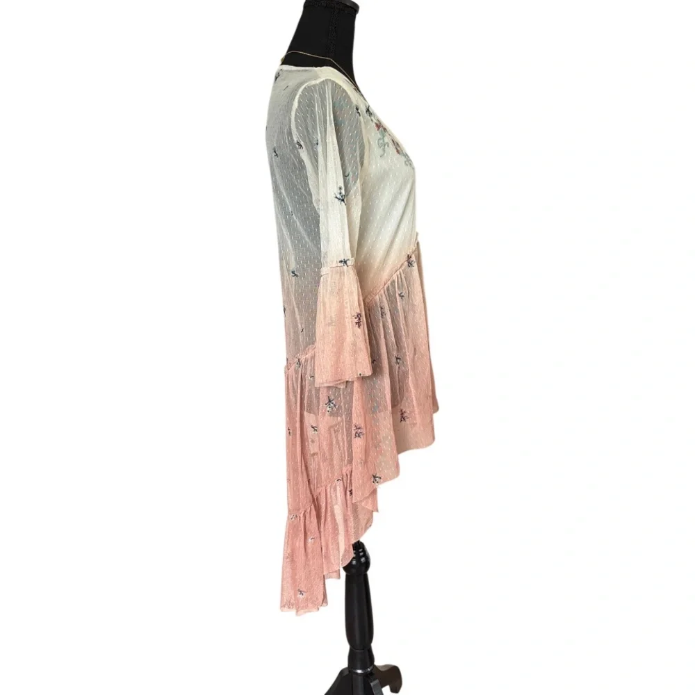 gimmicks by BKE Cream to Dusty Pink Embroidered V-Neck Tiered Blouse - Picture 2 of 7